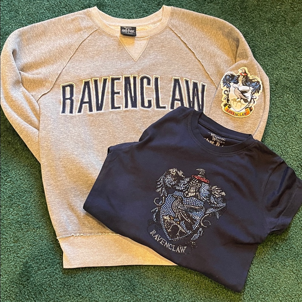 Official Harry Potter Ravenclaw shirt and sweatshirt set size XS
